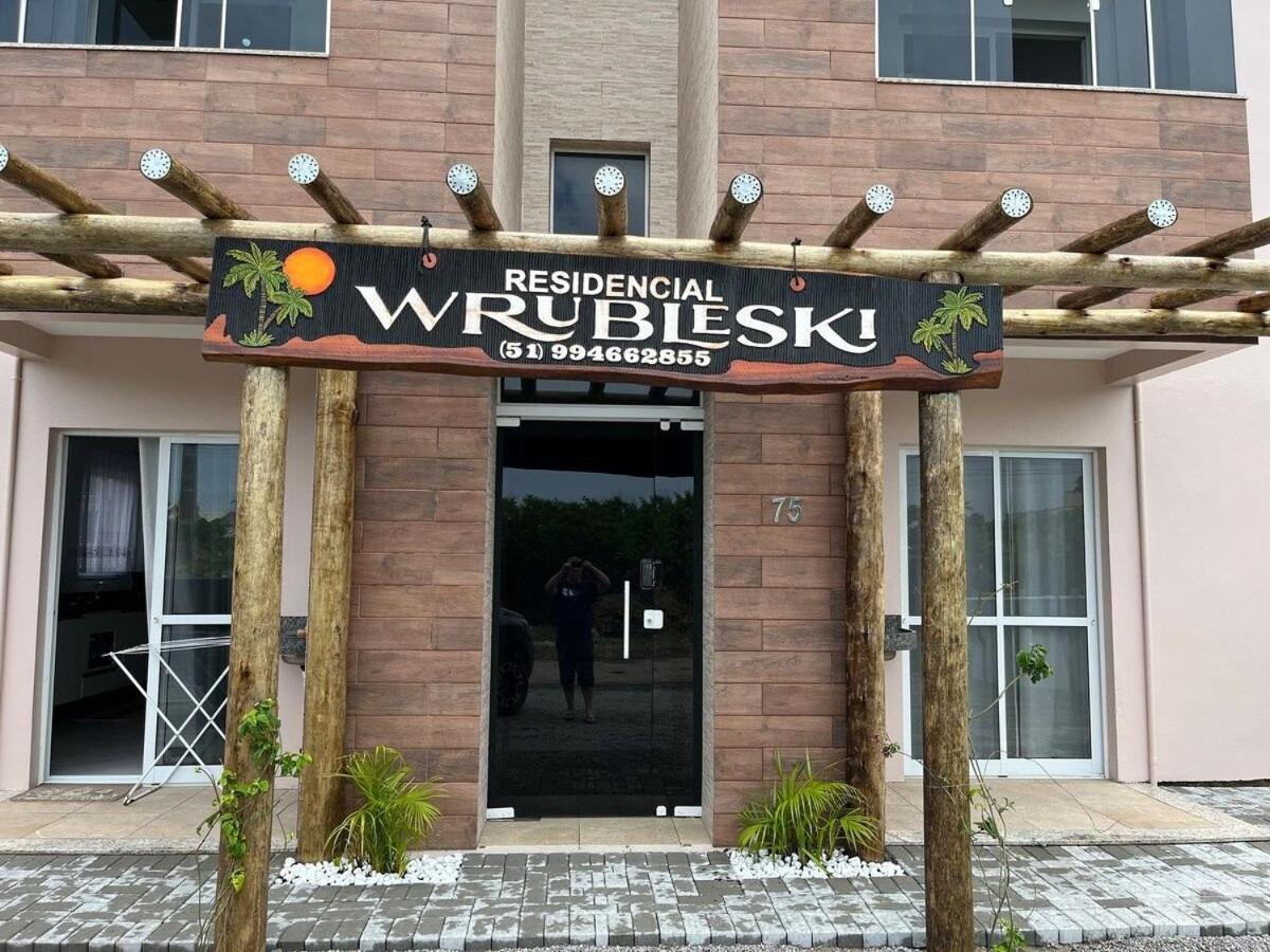Residencial Wrubleski Sc Pinheira Zewnętrze zdjęcie
